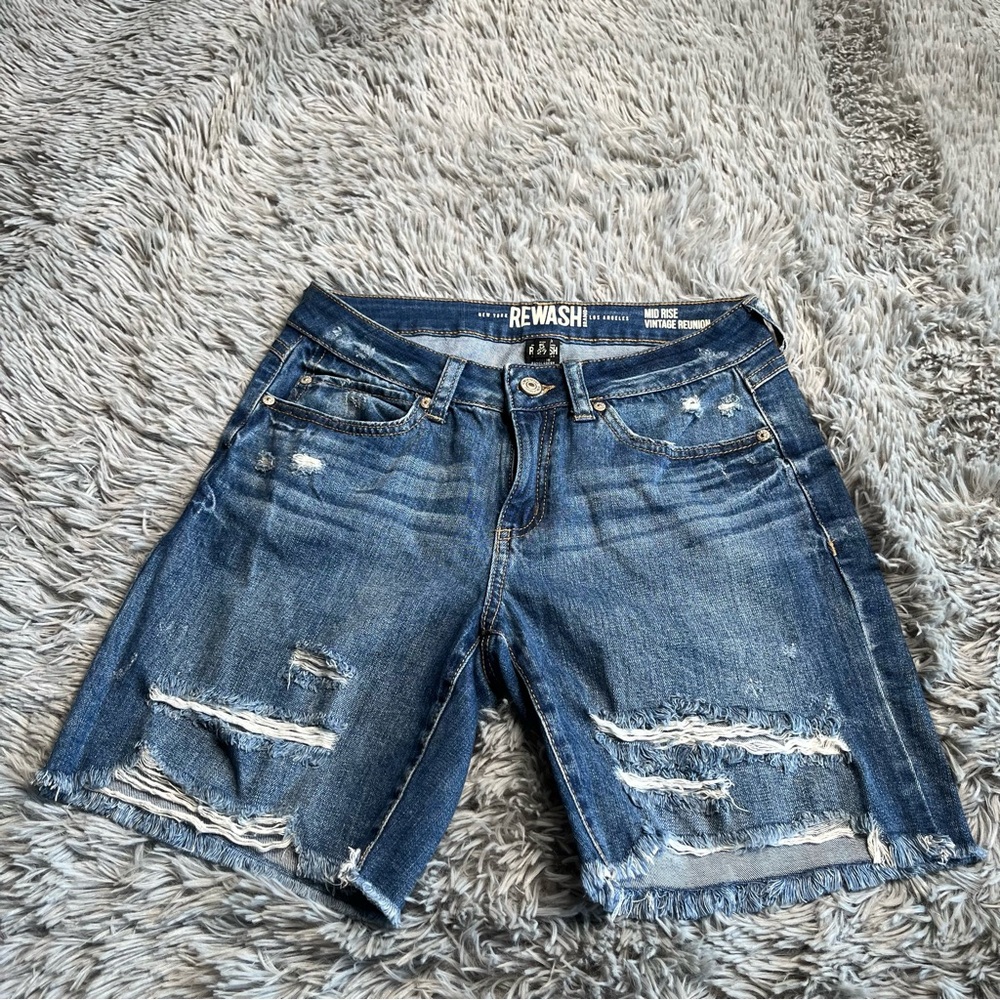 Rewash Shorts Womens Size 5 Mid Rise Vintage Reunion Distressed Whiskered Blue